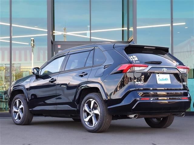 Import and buy TOYOTA RAV4 2020 from Japan to Nairobi, Kenya