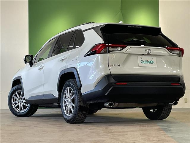 Import and buy TOYOTA RAV4 2022 from Japan to Nairobi, Kenya