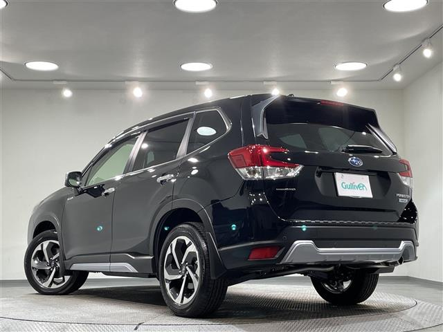 Import and buy SUBARU FORESTER 2023 from Japan to Nairobi, Kenya