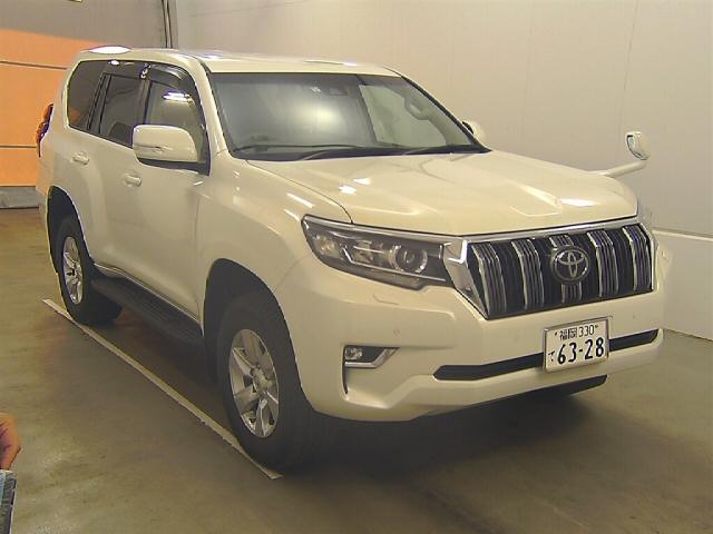 Import and buy TOYOTA LAND CRUISER PRADO 2018 from Japan to Nairobi, Kenya