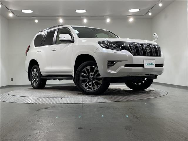 Import and buy TOYOTA LAND CRUISER PRADO 2023 from Japan to Nairobi, Kenya