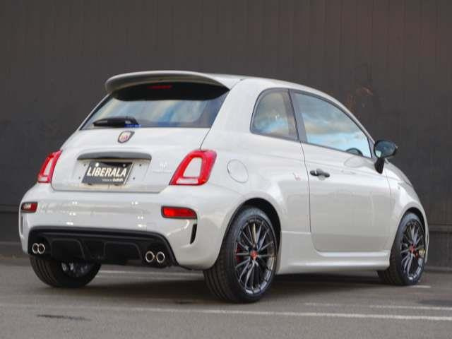 Import and buy FIAT ABARTH 695 2023 from Japan to Nairobi, Kenya