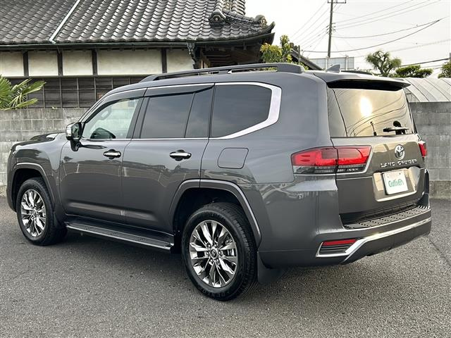 Import and buy TOYOTA LAND CRUISER 2023 from Japan to Nairobi, Kenya