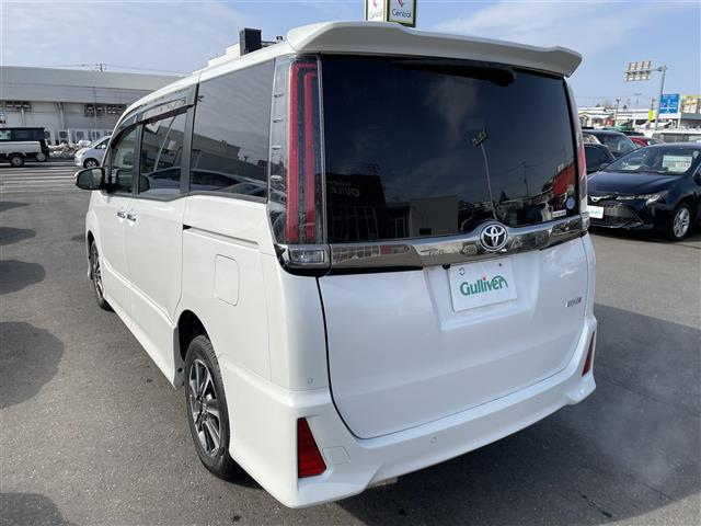 Import and buy TOYOTA NOAH 2020 from Japan to Nairobi, Kenya