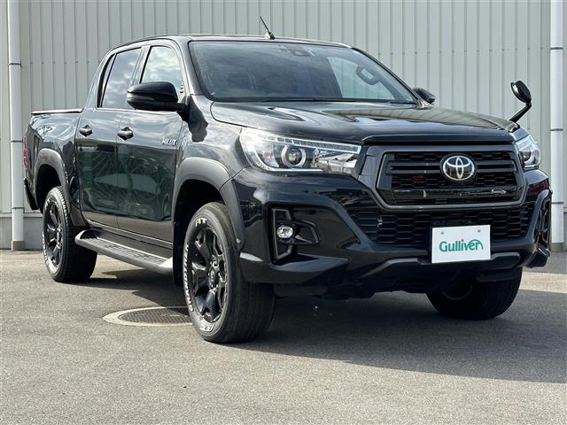 Import and buy TOYOTA HILUX 2020 from Japan to Nairobi, Kenya