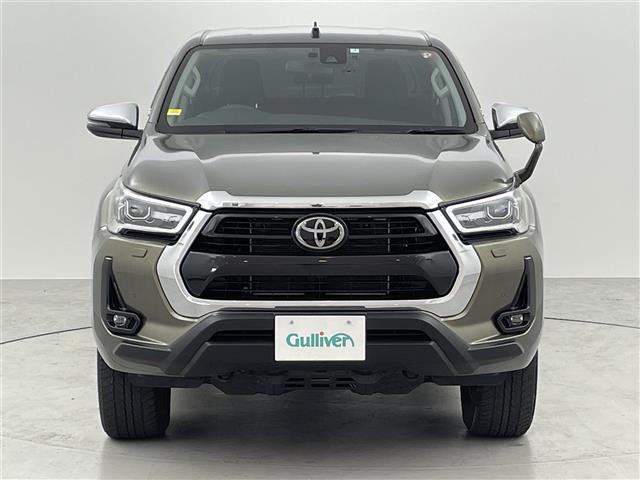 Import and buy TOYOTA HILUX 2020 from Japan to Nairobi, Kenya