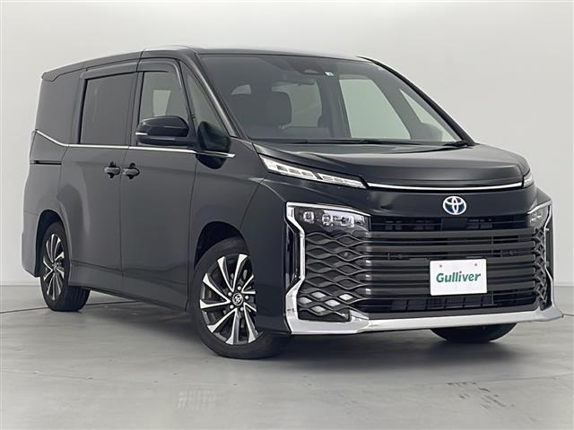 Import and buy TOYOTA VOXY 2022 from Japan to Nairobi, Kenya