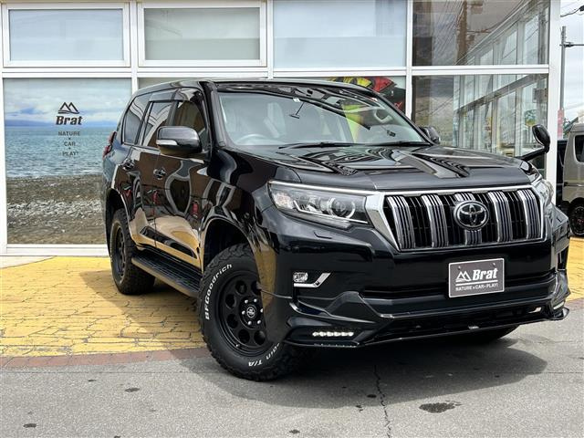 Import and buy TOYOTA LAND CRUISER PRADO 2022 from Japan to Nairobi, Kenya