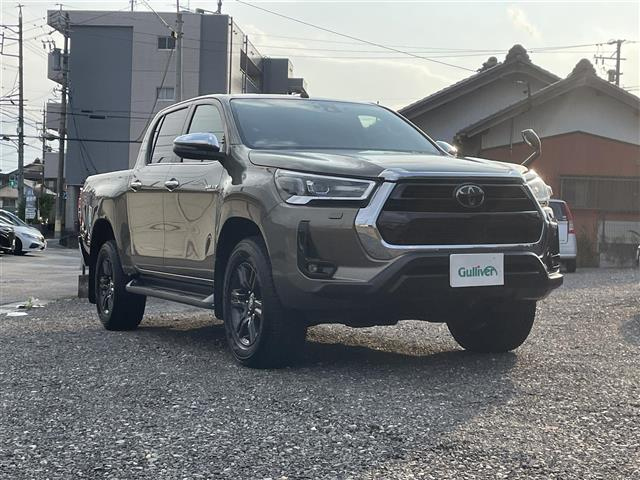 Import and buy TOYOTA HILUX 2022 from Japan to Nairobi, Kenya