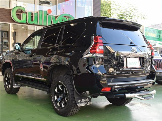 Import and buy TOYOTA LAND CRUISER PRADO 2020 from Japan to Nairobi, Kenya