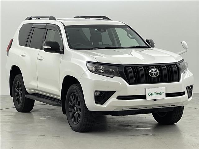 Import and buy TOYOTA LAND CRUISER PRADO 2022 from Japan to Nairobi, Kenya