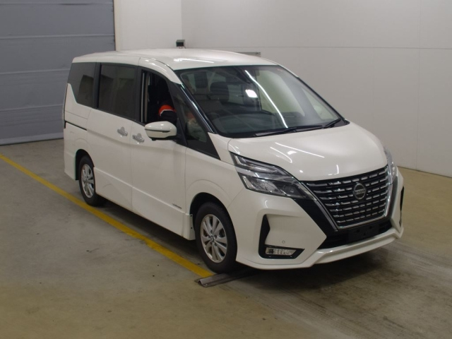 Import and buy NISSAN SERENA 2022 from Japan to Nairobi, Kenya