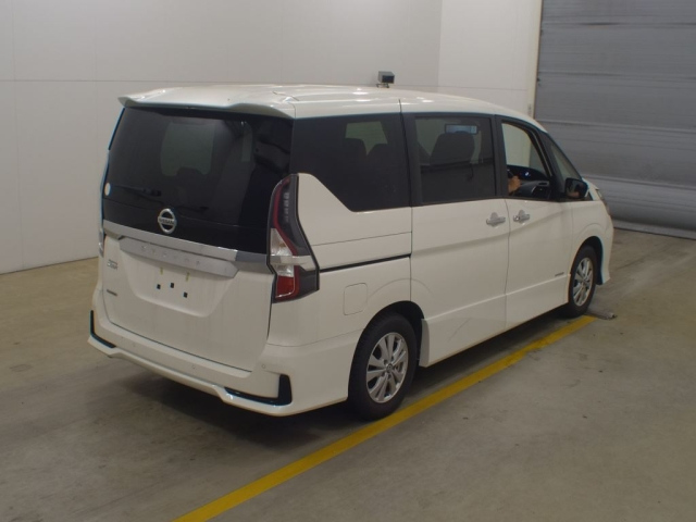 Import and buy NISSAN SERENA 2022 from Japan to Nairobi, Kenya