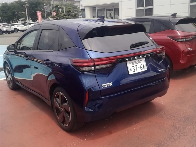 Import and buy NISSAN AURA 2021 from Japan to Nairobi, Kenya