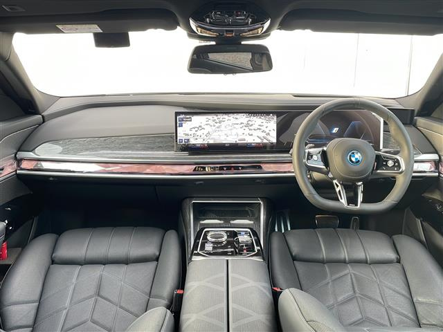 Import and buy BMW I7 2023 from Japan to Nairobi, Kenya