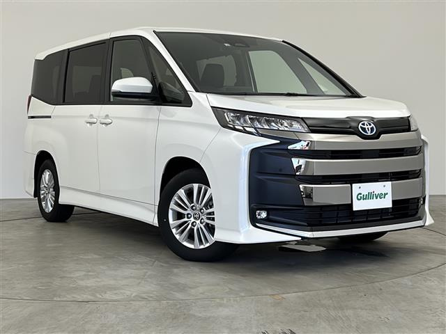 Import and buy TOYOTA NOAH 2022 from Japan to Nairobi, Kenya