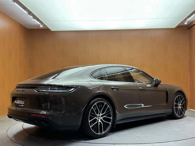 Import and buy PORSCHE PANAMERA 2022 from Japan to Nairobi, Kenya