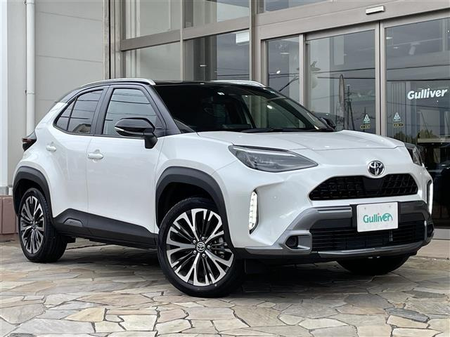 Import and buy TOYOTA YARIS CROSS 2022 from Japan to Nairobi, Kenya