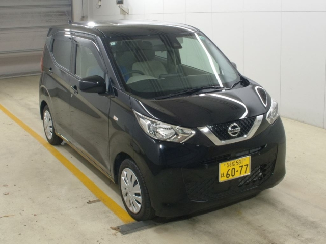 Import and buy NISSAN DAYZ 2021 from Japan to Nairobi, Kenya