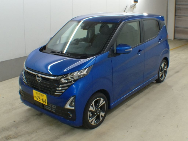 Import and buy NISSAN DAYZ 2023 from Japan to Nairobi, Kenya