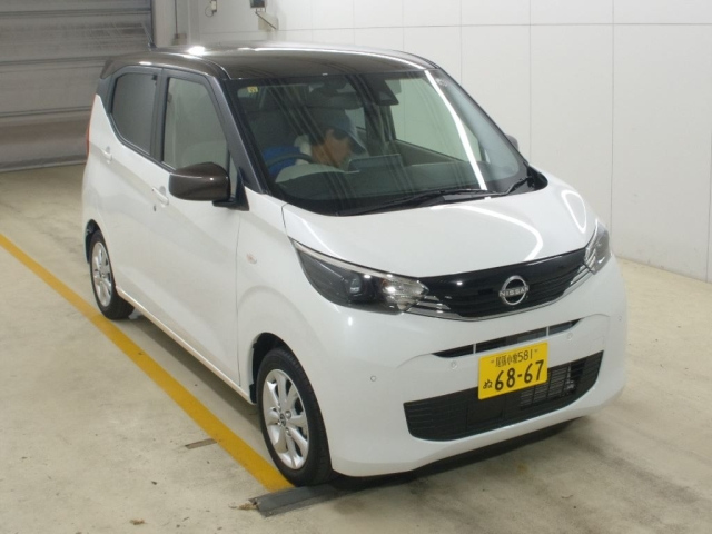 Import and buy NISSAN DAYZ 2023 from Japan to Nairobi, Kenya