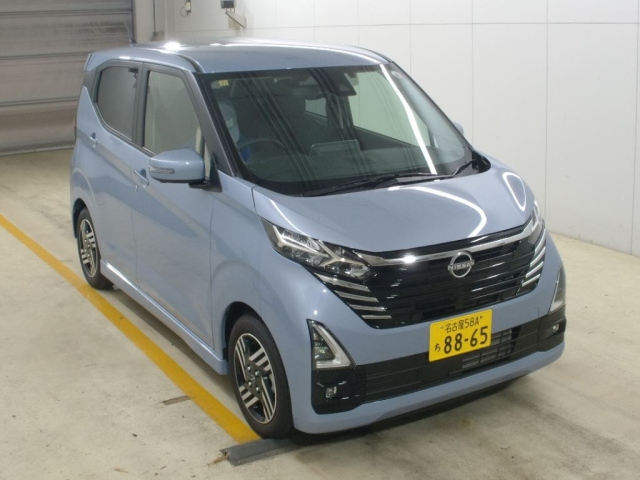 Import and buy NISSAN DAYZ 2023 from Japan to Nairobi, Kenya