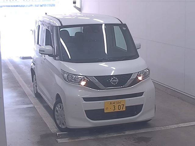 Import and buy NISSAN ROOX 2022 from Japan to Nairobi, Kenya