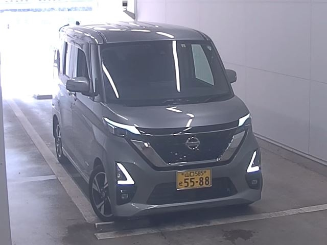 Import and buy NISSAN ROOX 2020 from Japan to Nairobi, Kenya