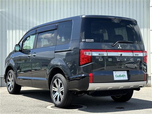 Import and buy MITSUBISHI DELICA 2023 from Japan to Nairobi, Kenya