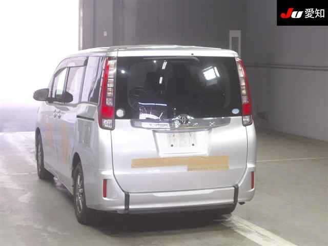 Import and buy TOYOTA NOAH 2017 from Japan to Nairobi, Kenya