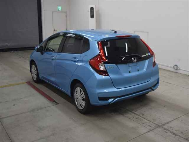 Import and buy HONDA FIT 2017 from Japan to Nairobi, Kenya