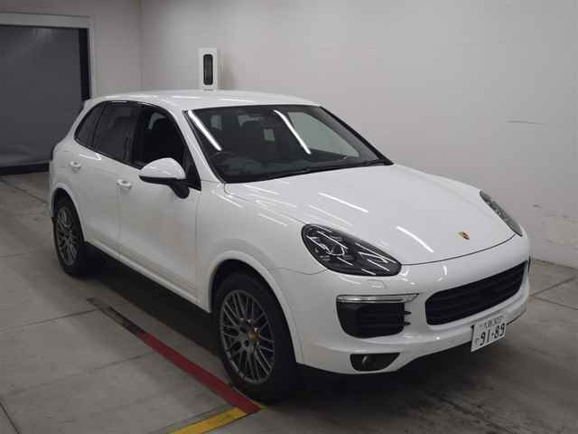 Import and buy PORSCHE CAYENNE 2017 from Japan to Nairobi, Kenya