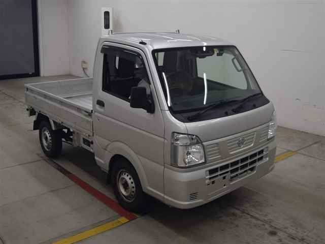 Import and buy NISSAN CLIPPER TRUCK 2020 from Japan to Nairobi, Kenya