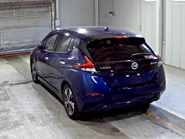 Import and buy NISSAN LEAF 2020 from Japan to Nairobi, Kenya