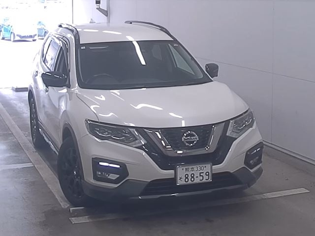 Import and buy NISSAN X-TRAIL 2018 from Japan to Nairobi, Kenya