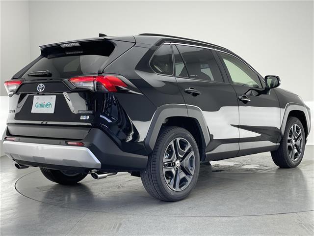 Import and buy TOYOTA RAV4 2024 from Japan to Nairobi, Kenya