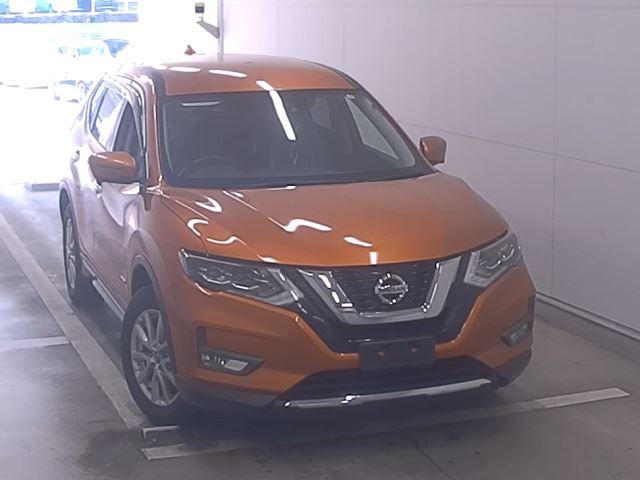 Import and buy NISSAN X-TRAIL 2017 from Japan to Nairobi, Kenya