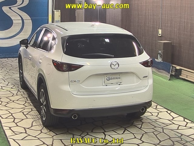 Import and buy MAZDA CX-5 2019 from Japan to Nairobi, Kenya