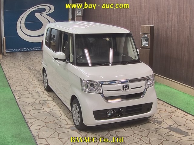 Import and buy HONDA N BOX 2018 from Japan to Nairobi, Kenya