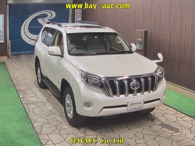 Import and buy TOYOTA LAND CRUISER PRADO 2017 from Japan to Nairobi, Kenya