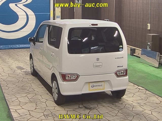 Import and buy SUZUKI WAGON R 2017 from Japan to Nairobi, Kenya