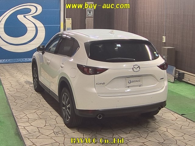 Import and buy MAZDA CX-5 2017 from Japan to Nairobi, Kenya