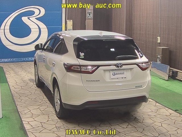 Import and buy TOYOTA HARRIER 2018 from Japan to Nairobi, Kenya