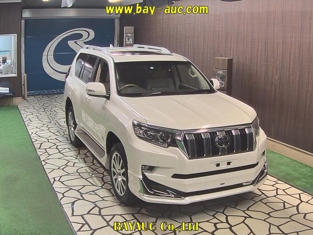 Import and buy TOYOTA LAND CRUISER PRADO 2017 from Japan to Nairobi, Kenya