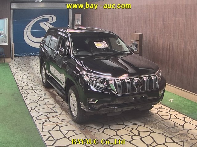 Import and buy TOYOTA LAND CRUISER PRADO 2017 from Japan to Nairobi, Kenya