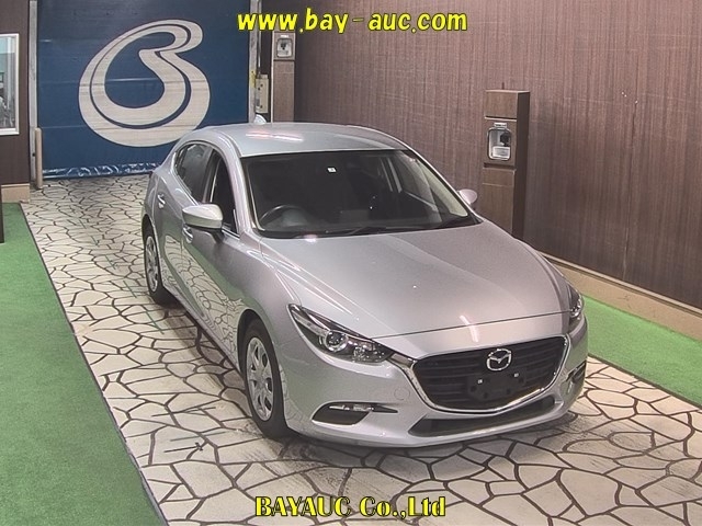 Import and buy MAZDA AXELA 2018 from Japan to Nairobi, Kenya