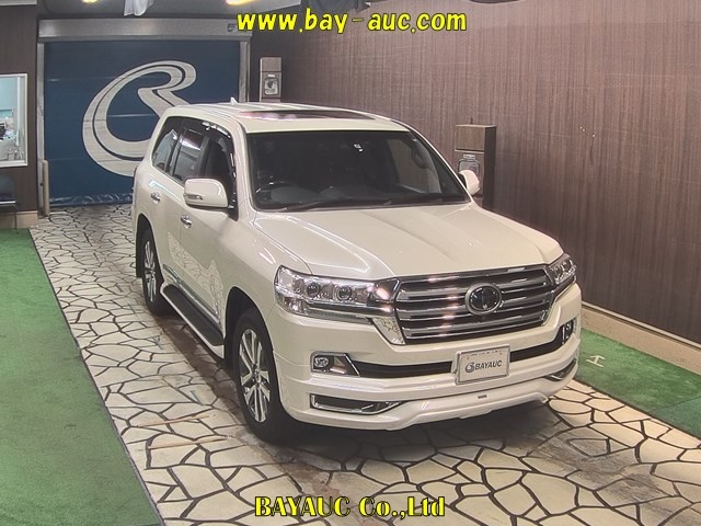 Import and buy TOYOTA LAND CRUISER 2017 from Japan to Nairobi, Kenya