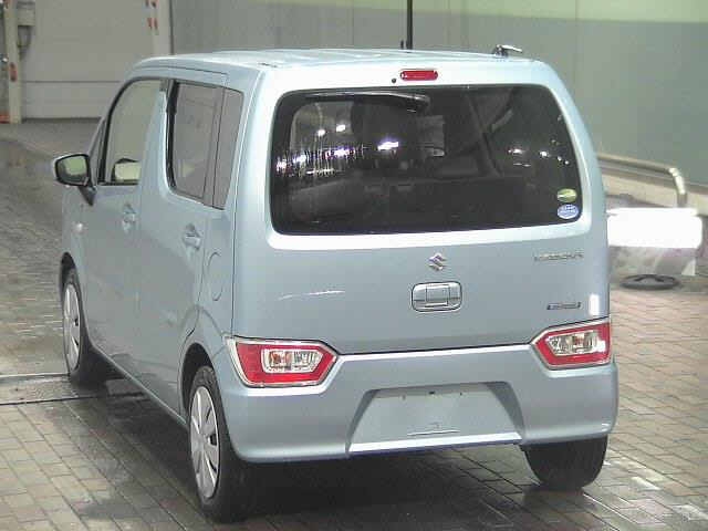 Import and buy SUZUKI WAGON R 2017 from Japan to Nairobi, Kenya