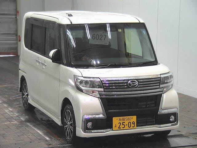 Import and buy DAIHATSU TANTO 2018 from Japan to Nairobi, Kenya