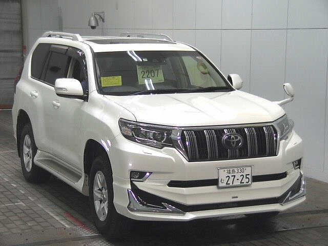 Import and buy TOYOTA LAND CRUISER PRADO 2017 from Japan to Nairobi, Kenya